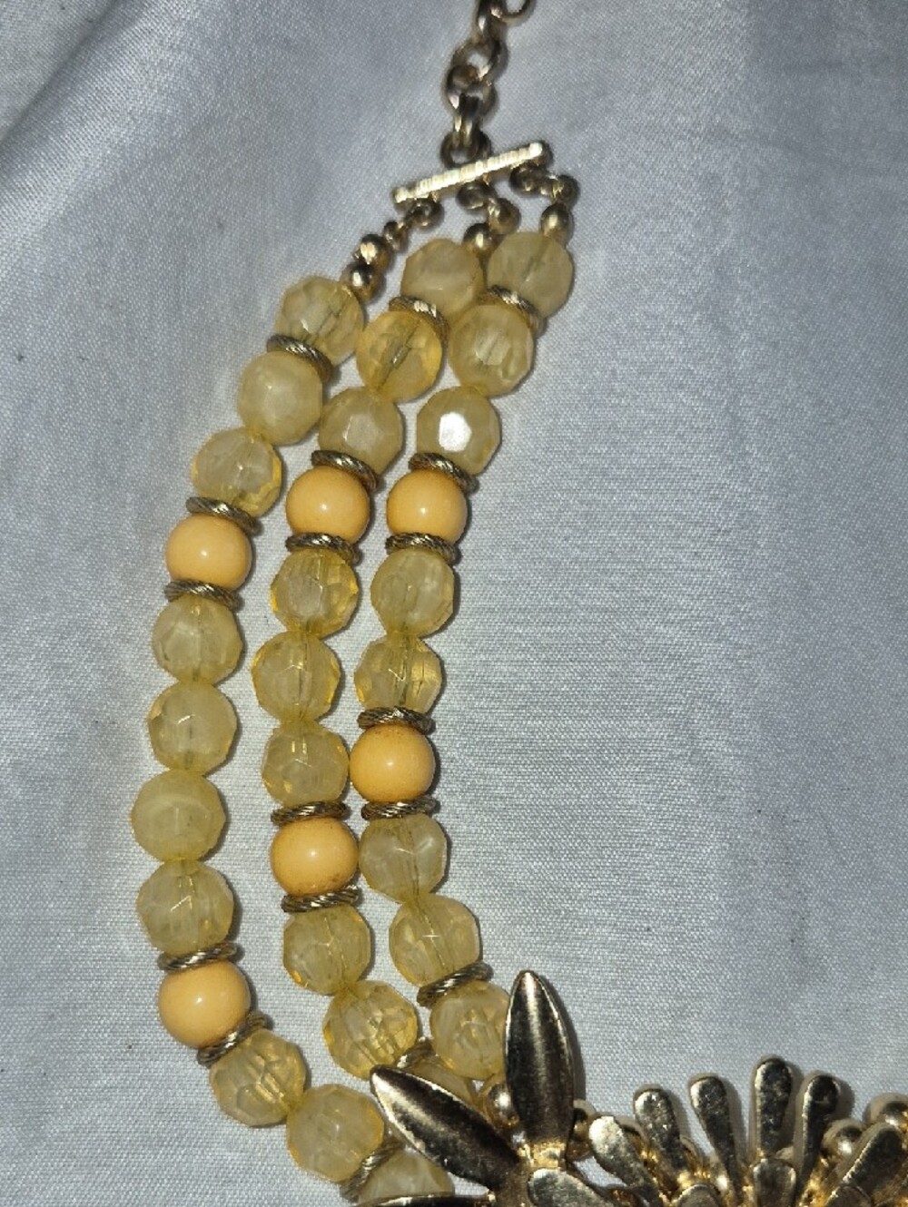 Yellow Floral Statement Necklace & Earings Set Women Jewelry - Picture 5 of 7